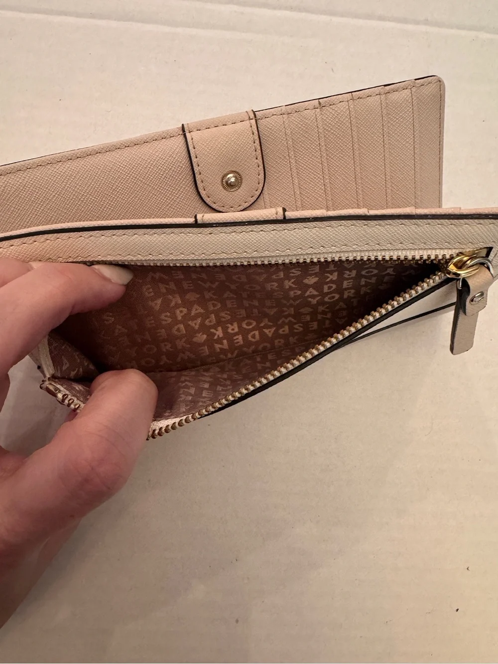 Kate Spade New York Beige Zip-Around Wristlet Wallet with Logo Accent Wristlet